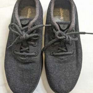 Allbirds Merino wool laced sneaker shoes